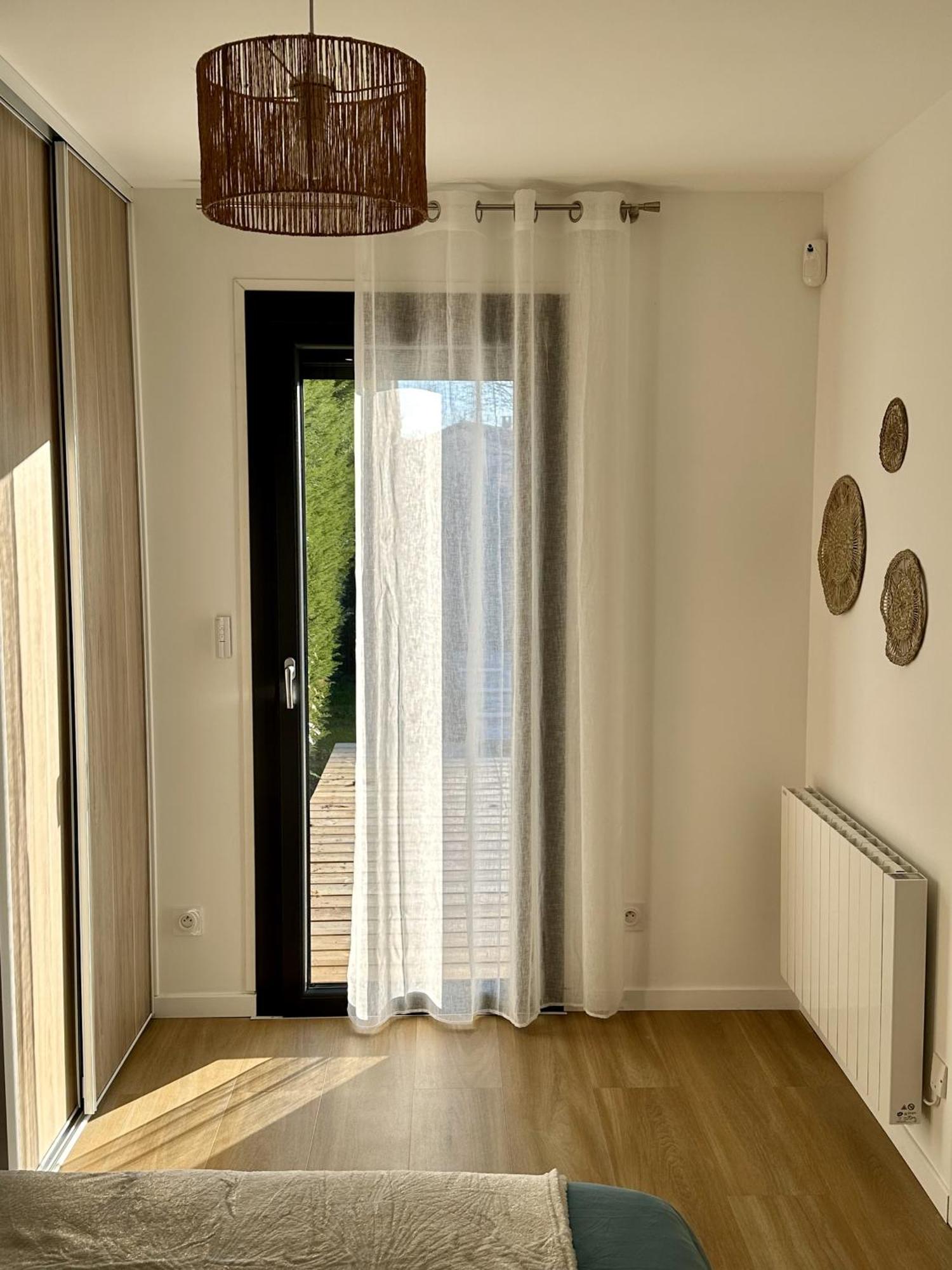 Sunny House - Villa 4 Chambres - Saint Genis Les Ollieres Εξωτερικό φωτογραφία