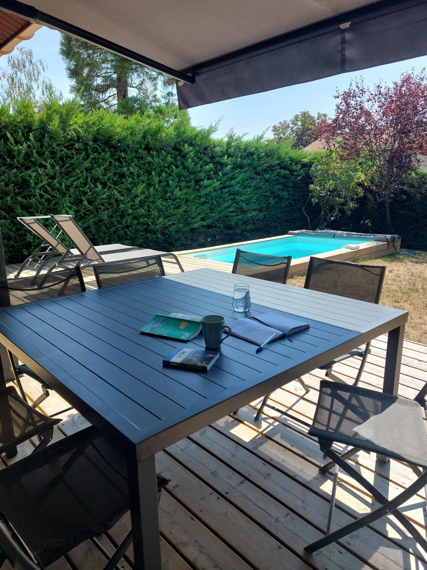 Sunny House - Villa 4 Chambres - Saint Genis Les Ollieres Εξωτερικό φωτογραφία