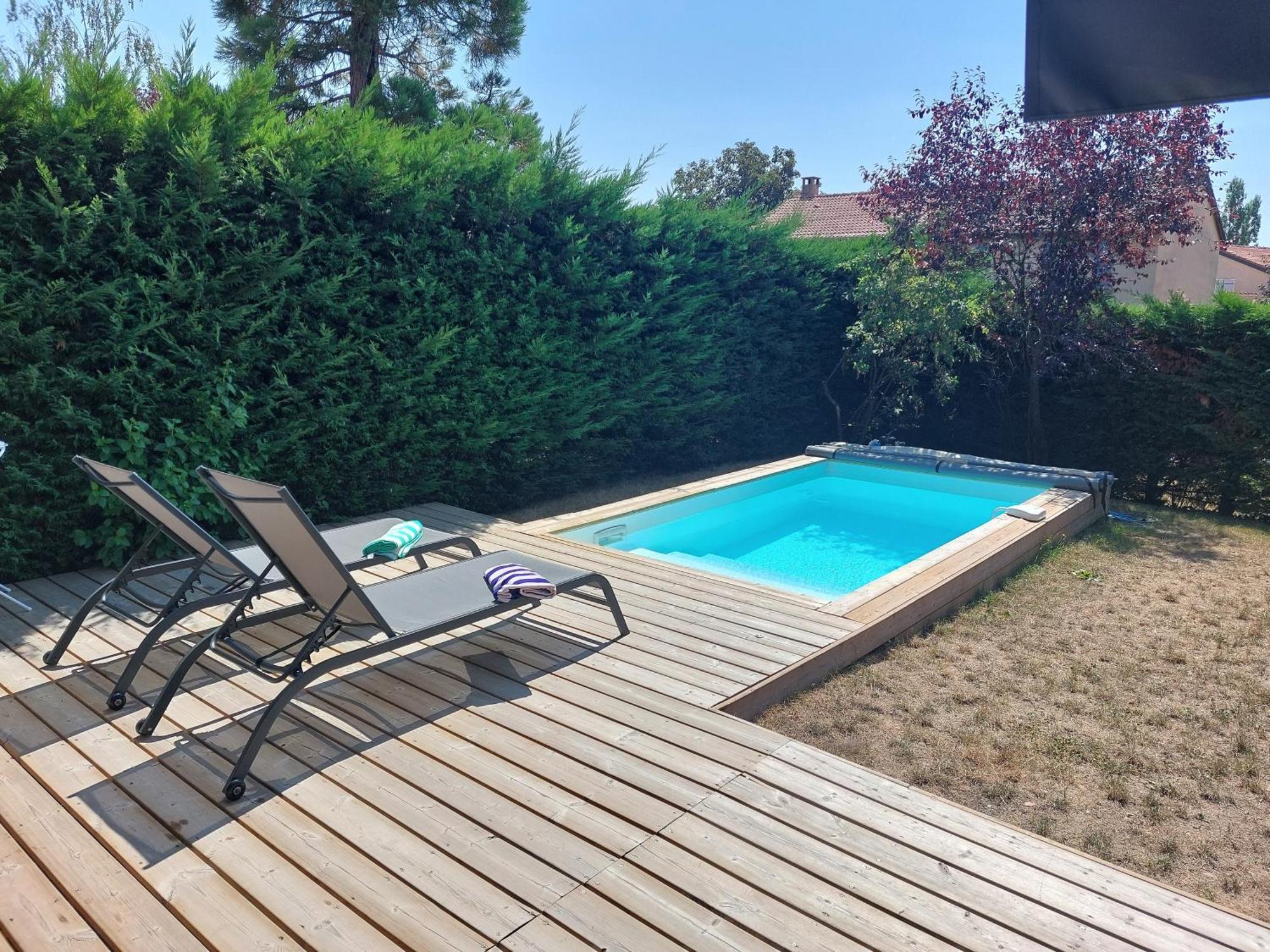 Sunny House - Villa 4 Chambres - Saint Genis Les Ollieres Εξωτερικό φωτογραφία